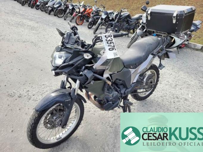 KAWASAKI VERSYS-X 18/18